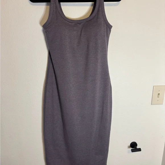 Vuori Halo Essential Dress - Picture 3 of 4